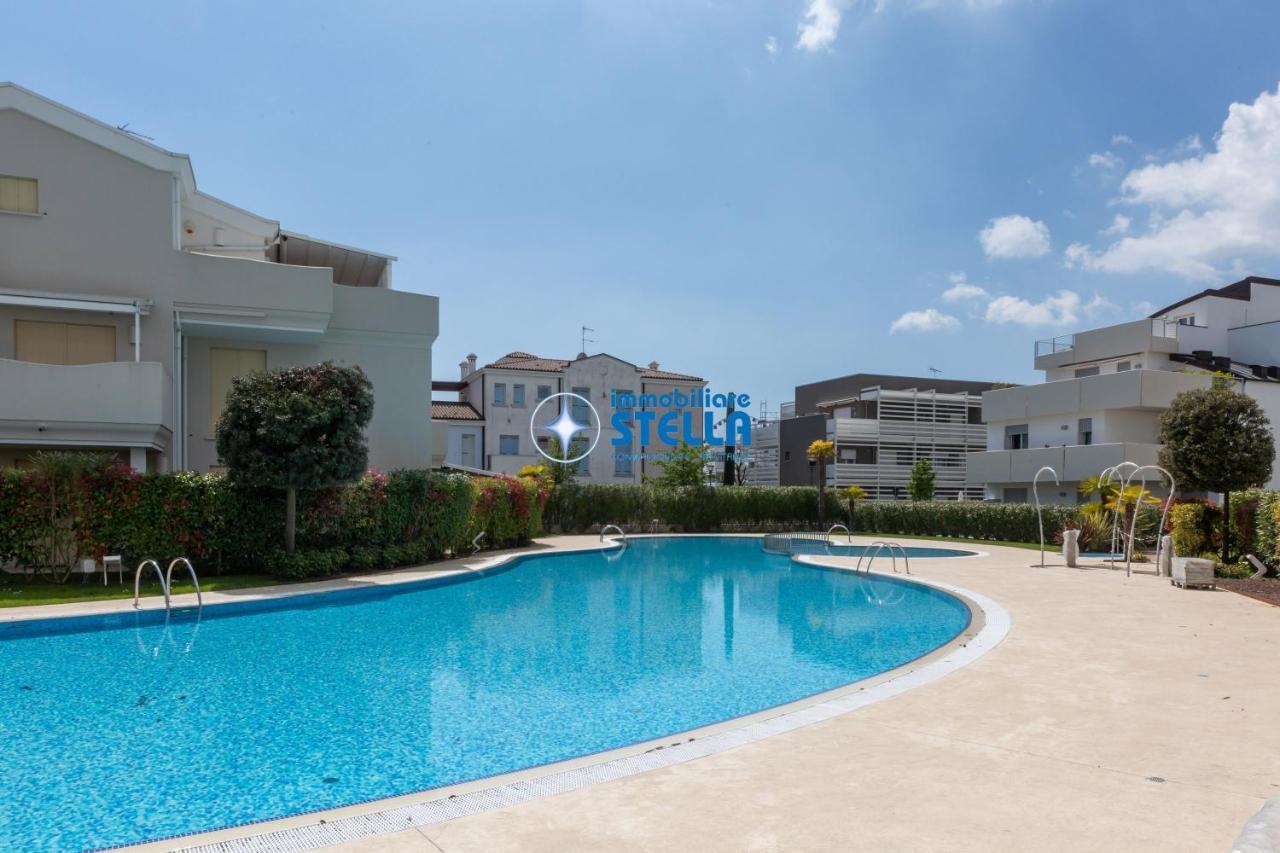 Wave Village Lido di Jesolo Bagian luar foto